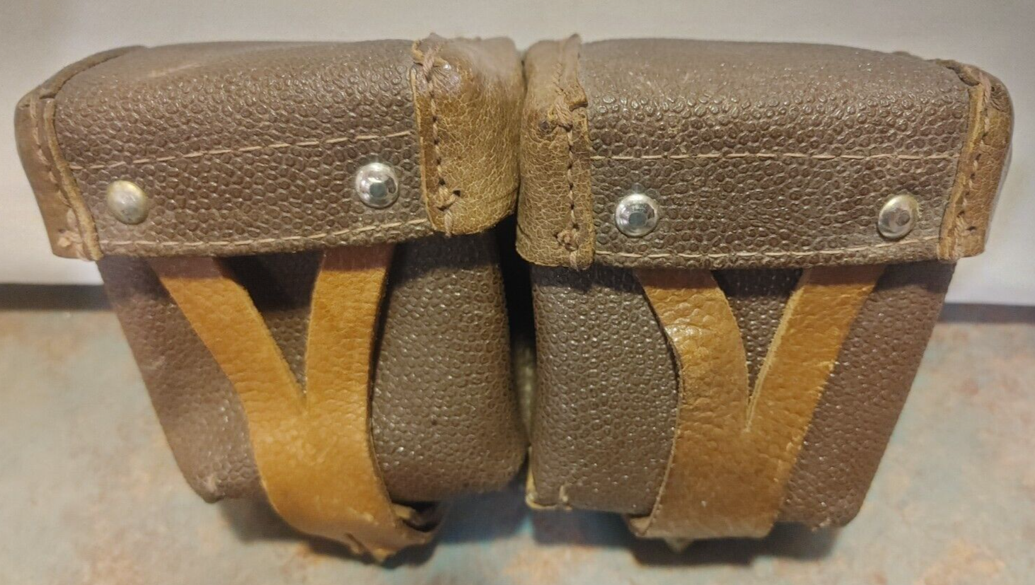 Vintage Leather Double Magazine Belt Pouch Holder-image