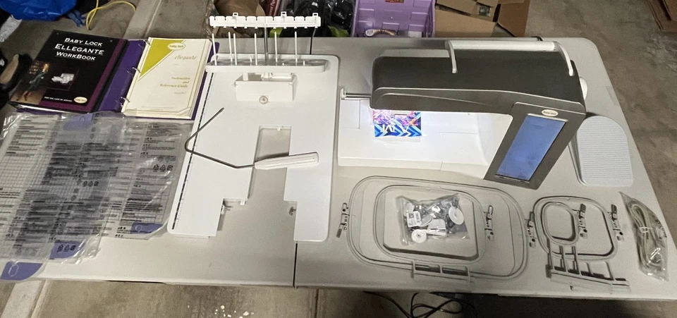 Baby Lock Ellegante + Portabebés con Ruedas - *Reparado 10/2025* Foto 2 de 4