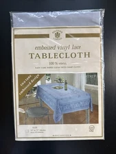 VTG SULTAN’S LINENS EMBOSSED VINYL LACE BLUE TABLECLOTH 54” X 72” OBLONG 