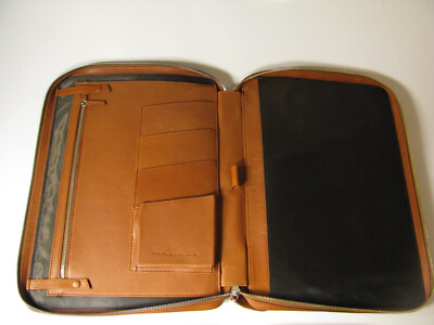 WANT LES ESSENTIELS DE LA VIE GENUINE BROWN LEATHER iPad