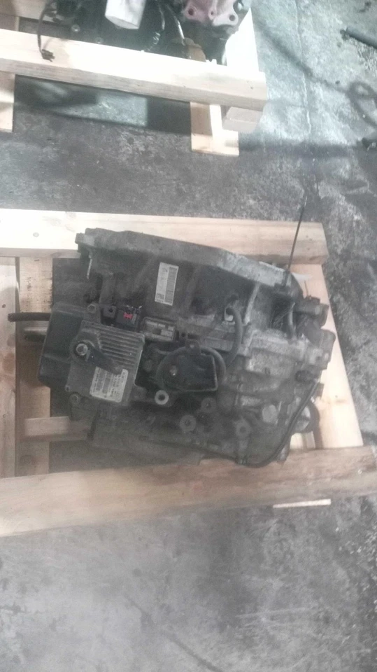 Conjunto de transmisión automática usado se adapta a: Suzuki Vitara AT XL-7 2007 5 velocidades AW Foto 2 de 4