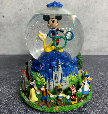 RARE Disney Globe - Millennium 2000 - ''Celebrate the Future'' -Mickey Pluto Alice