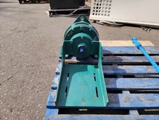 SURPLUS NEW Sumitomo CHH-4165DCYSB SM-CYCLO Gear Reducer 4.22/1 Ratio –