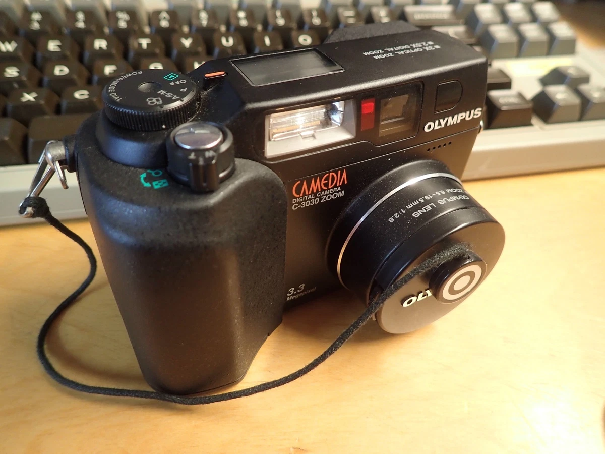 Olympus Camedia C-3030 Zoom Digital Cameras with DPOF Support for