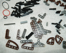 LEGO Star Wars 2000 Destroyer Droid 8002 INCOMPLETE