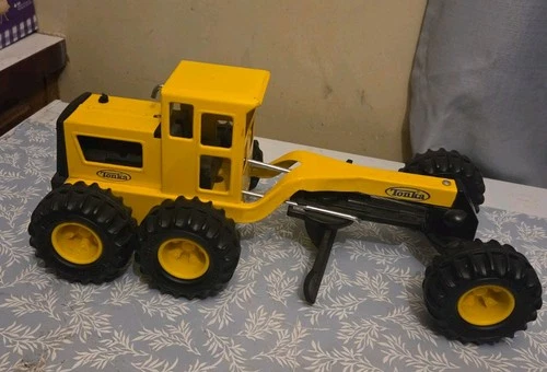 NEW? Tonka Yellow Classic Pressed Steel Construction Road Grader Truck CHARITY