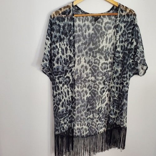 Stella Cruz Women Small Animal Print Fringe Beach Coverup Kimono Black White - Picture 2 of 10