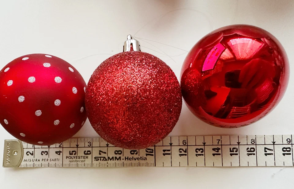 33 Palline di Natale rosse, argento, pois, glitter - Immagine 3 di 4