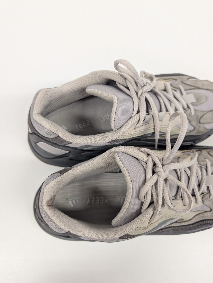adidas gazelle silver green womens Adidas Yeezy Boost 700 V2 Tephra