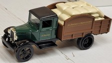 ERTL Collectibles - J.C. PENNEY COMPANY - 1931 Hawkeye Stake Truck Bank, New