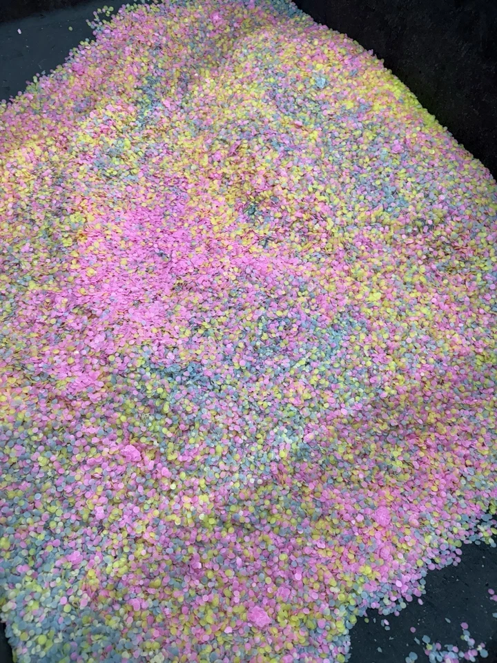 Made In USA - BULK 30 Lb. Rainbow Color Case of  Laundry Scent Beads Scentos - Image 3 of 3