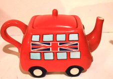 VINTAGE LONDON BUS TEAPOT 'MARBLE ARCH' CERAMIC COLLECTABLES