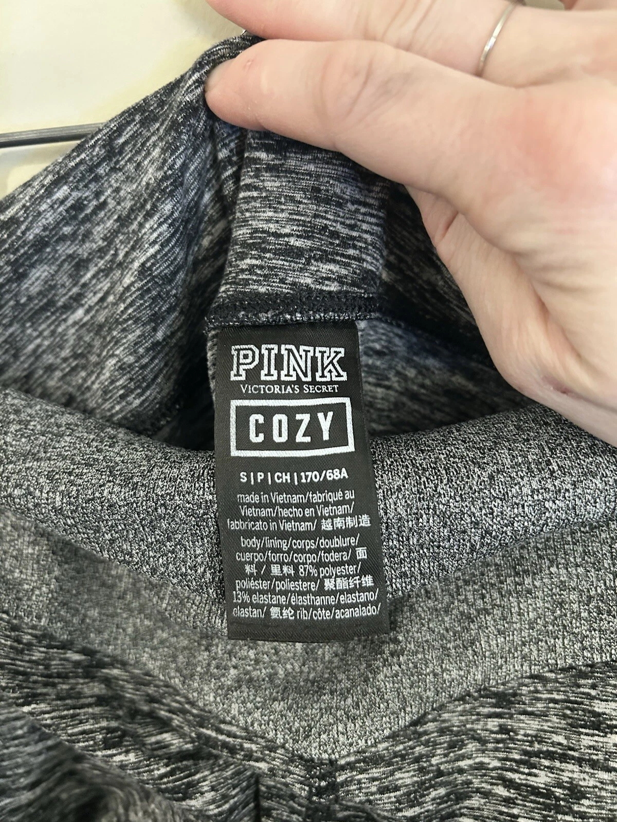 victoria-secret-vs cozy stretch workout leggings