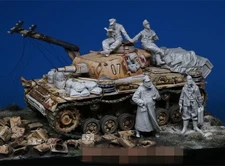 1/35 Resin Figure Die Cast Model Kit PANZER III Winter Crew and Accessories