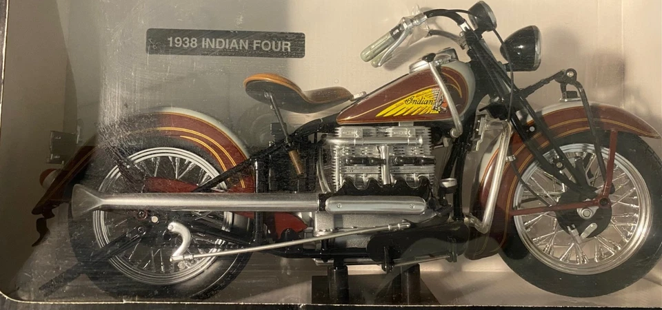 Ray 1938 Indian Four motorcycle 1/6 scale diecast-PREOWNED BUT NEW IN BOX - Image 2 of 4