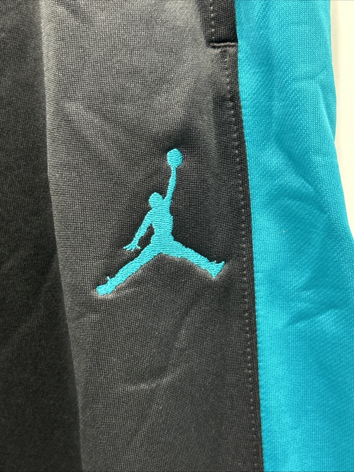 NUEVO Pantalones deportivos Charlotte Hornets Nike Air Jordan para hombre talla XXL 2XL negros Foto 3 de 4