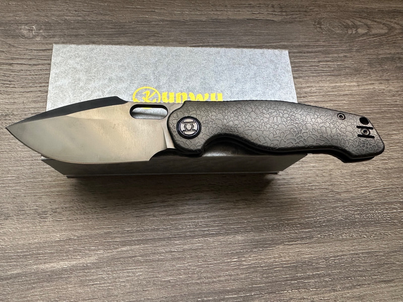 Kunwu Knives Gringo Folding Knife 3.63" Black S390 Blade Titanium Skiff Bearings