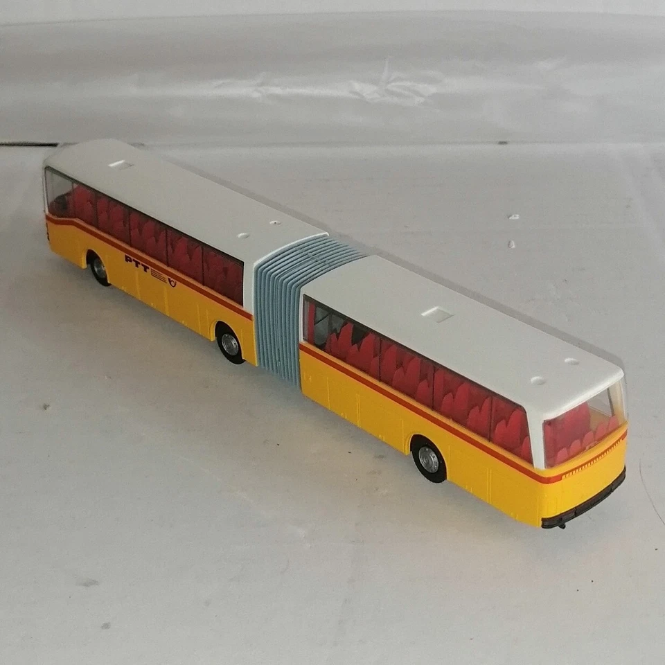AUTOBUS KASSBOHRER SETRA S221 HERPA 1/87 NO BOX - Immagine 3 di 3