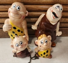Kreiss Psycho ceramics, Cave Man Family Of 4 -with Chain Collectible (Repair)