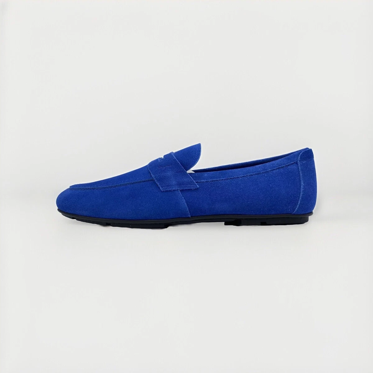 Salvatore Ferragamo Blue Suede Casual Shoes for Men for sale  display picture 2