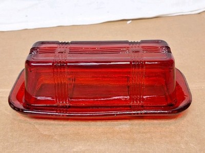 Hazel Atlas Ruby Red Butter Dish With Criss Cross Pattern Rectangular Vintage