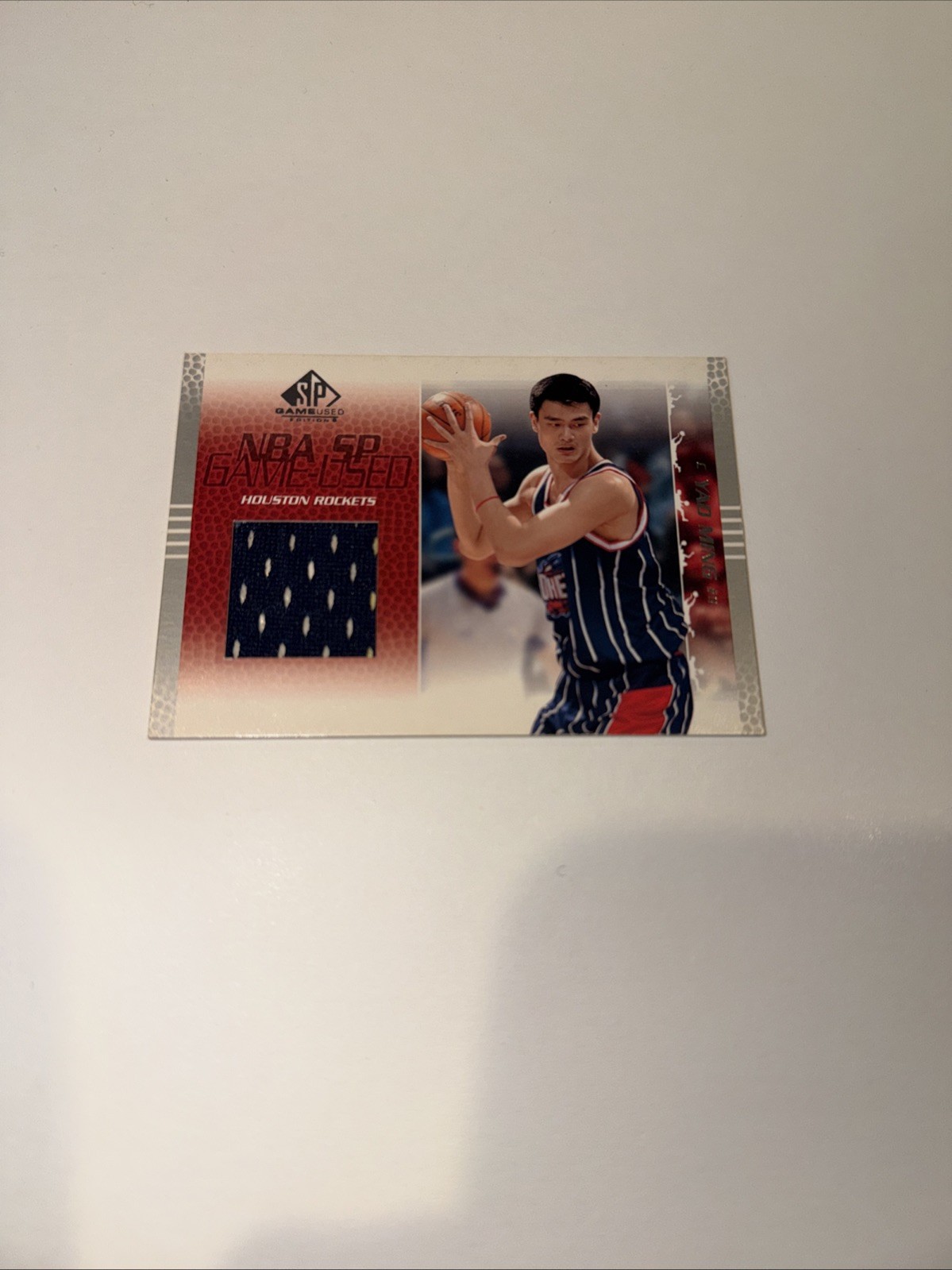 Yao Ming 2003-04 SP Game Used Jersey Card Relic #94 Rockets 