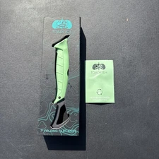Toadfish Stowaway Folding Fillet Knife w/Built-In Carabiner - 7" * Battlbox