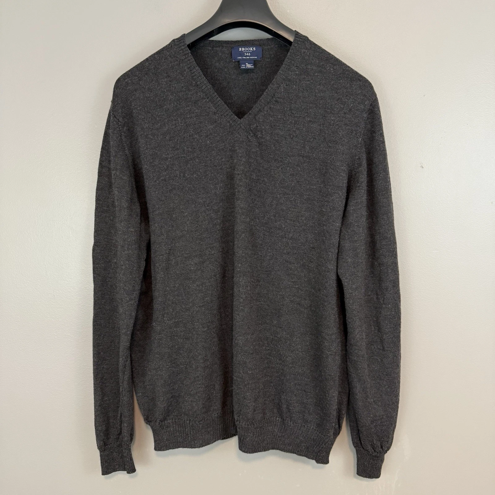 Brooks 346 Italian Merino Wool V Neck Sweater XL Gray