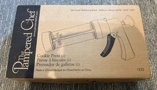 Pampered Chef 1525 Cookie Press 16 Discs (New in Box)