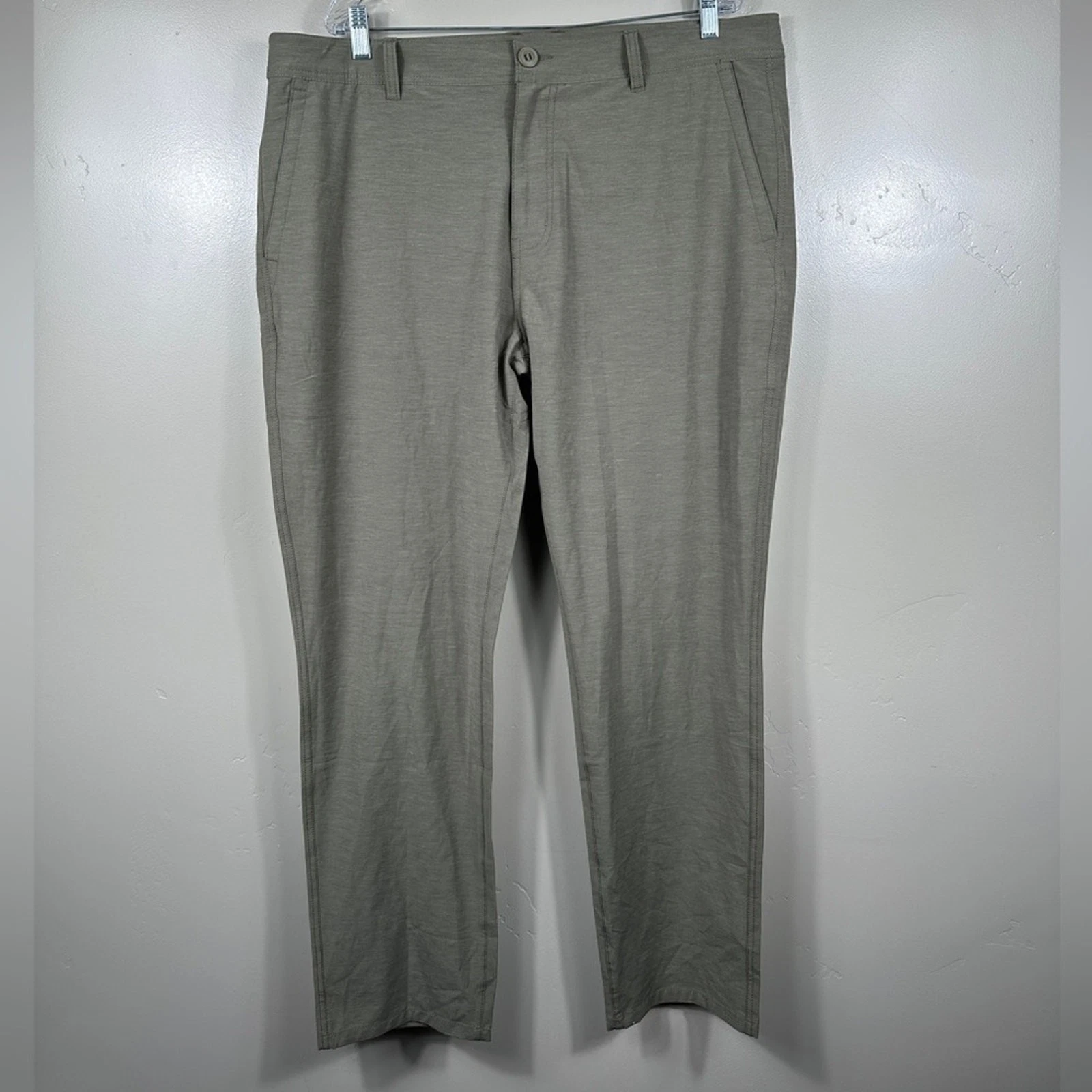 HUK Men’s Waypoint Quick-Drying Performance Fishing Pants Khaki Green - 40x32
Opens in a new window 