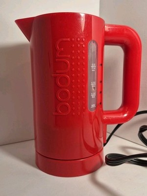 Bodum Electric Water Kettle Red 0.5 L - 17 oz - Model 11318