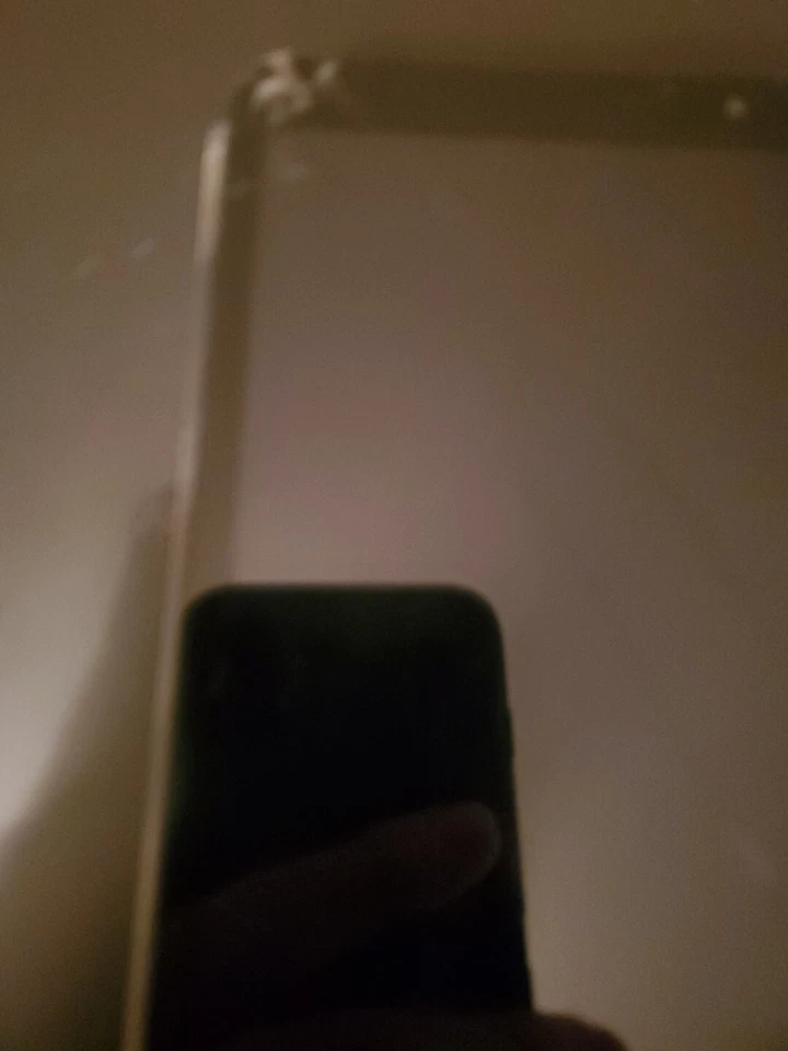 LG GPad5 LM-T600 32GB, Wi-Fi + 4G (T-Mobile), 10.1" - Silver - Image 3 of 3