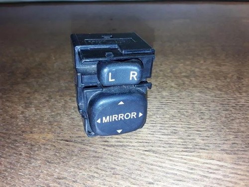 TOYOTA COROLLA Verso E12 Spiegeleinstellschalter 183574 2.00 Diesel 25463464