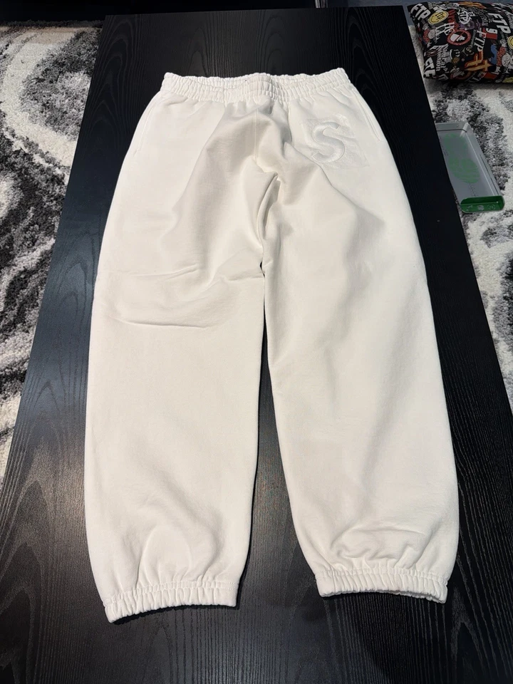 Pantalones deportivos Supreme S Logo blancos (PS25) nuevos talla grande **RAROS SUPREME* Foto 2 de 4