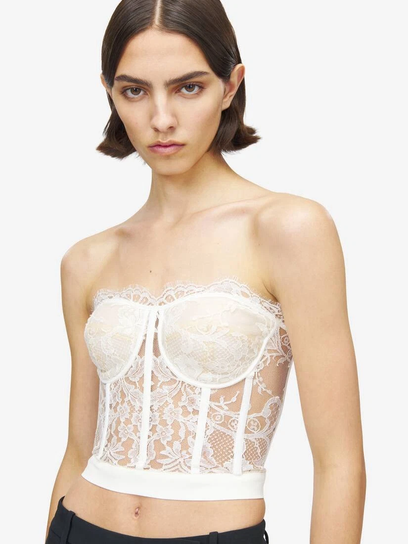 Alexander McQueen — Alexander McQueen Ivory Lace Strapless Bustier Corset