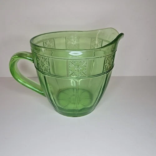 Jeannette Glass Uranium Doric Green Depression Glass 32oz Pitcher 5"