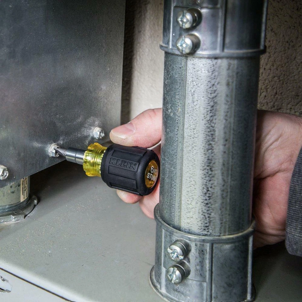 Klein Tools 32561 Stubby Screwdriver and Nut Driver 6-in-1 Multi-Bit, 2 Phillips - Image 3 of 4