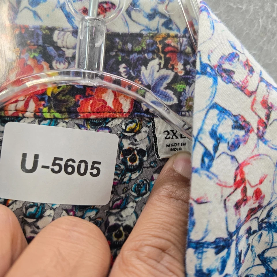 Robert Graham Men Button Up Shirt 2XL Blue Grunge Skull All Over Print Collar - Image 3 of 4