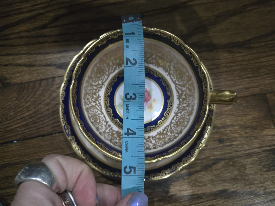 Paragon Vintage Gold Medallion Pink Rose Floral Bone China Teacup Saucer UK Tea - Image 4 of 4