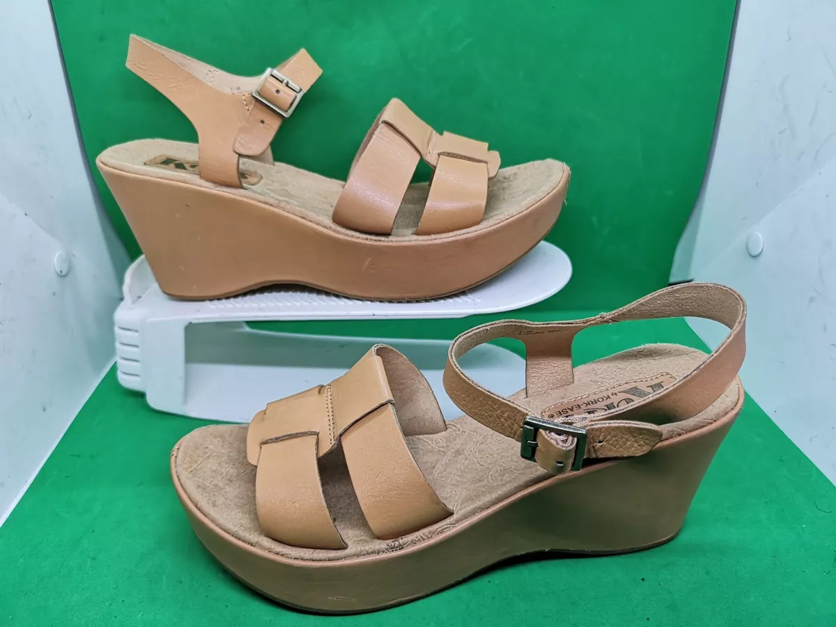 Korks shop shoes sandals