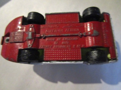 Vintage Matchbox 1971 Stretcha Fetcha Superfast AMBULANCE Die Cast Metal - Picture 4 of 4