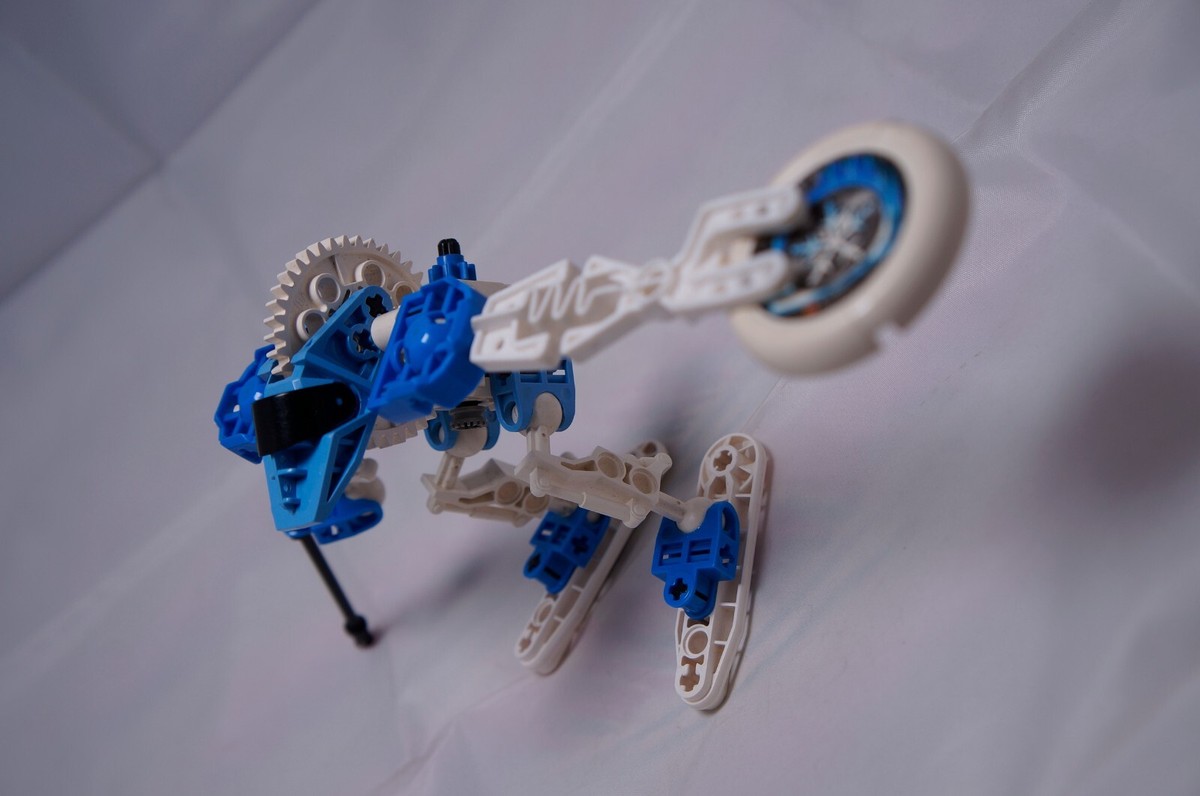 Lego Technic Throwbots Lot 8501 8502 8506 Incomplete 94% with