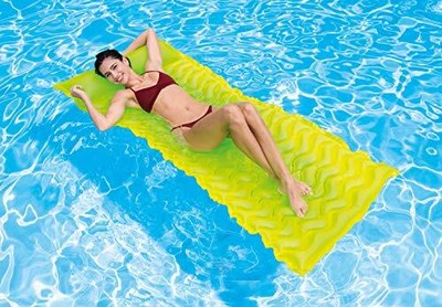 intex tote and float