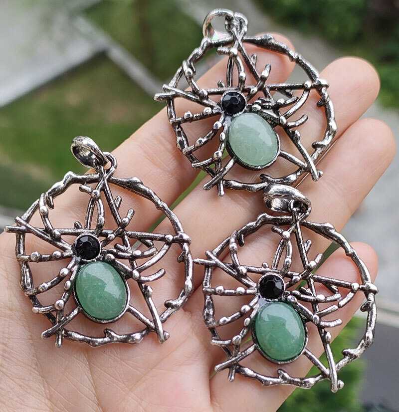 3pcs Aventurine Gems Spider Pendants Magic Reiki Healing Amulet