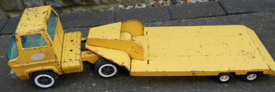 VINTAGE TONKA CANADA GELB LOW BOY TIEFLADER 66cm LANG HAT GEBRAUCHSSPUREN SOLIDE *LESEN*