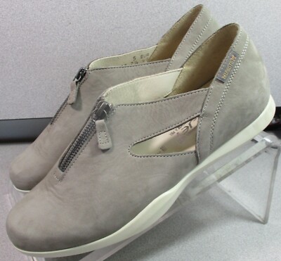 CRISTAL LMSP60 WOMENS SHOE 7.5 M (EURO 5) GRAY NUBUCK ZIP SHOE BY MEPHISTO