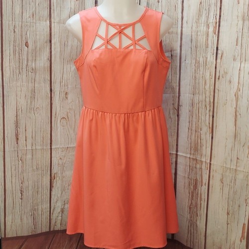 Doe & Rae Coral Sleeveless Criss Cross Neckline Mini Dress - Picture 7 of 12