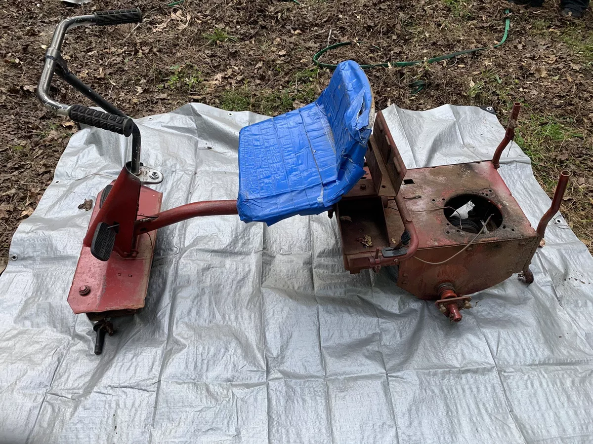SNAPPER COMET VINTAGE LAWNMOWER FOREST GUMP MODEL PARTS ONLY