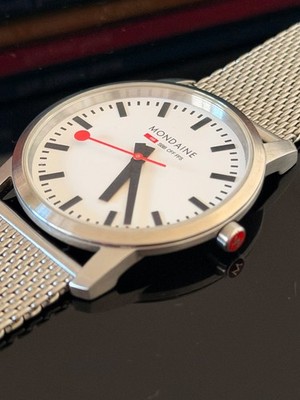 MONDAINE Evo Quartz Bracelet Watch Mens/FULLY SERVICED APRIL 2026/RRP: £325:00