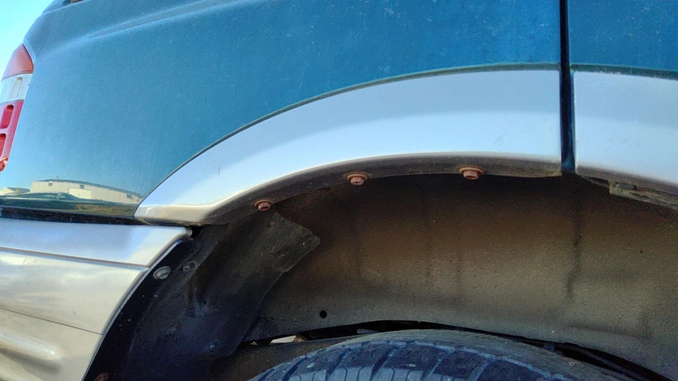 Honda Passport Rh 2000 pasajero trasero derecho llamarada moldeada en cuarto de panel OEM Foto 3 de 3